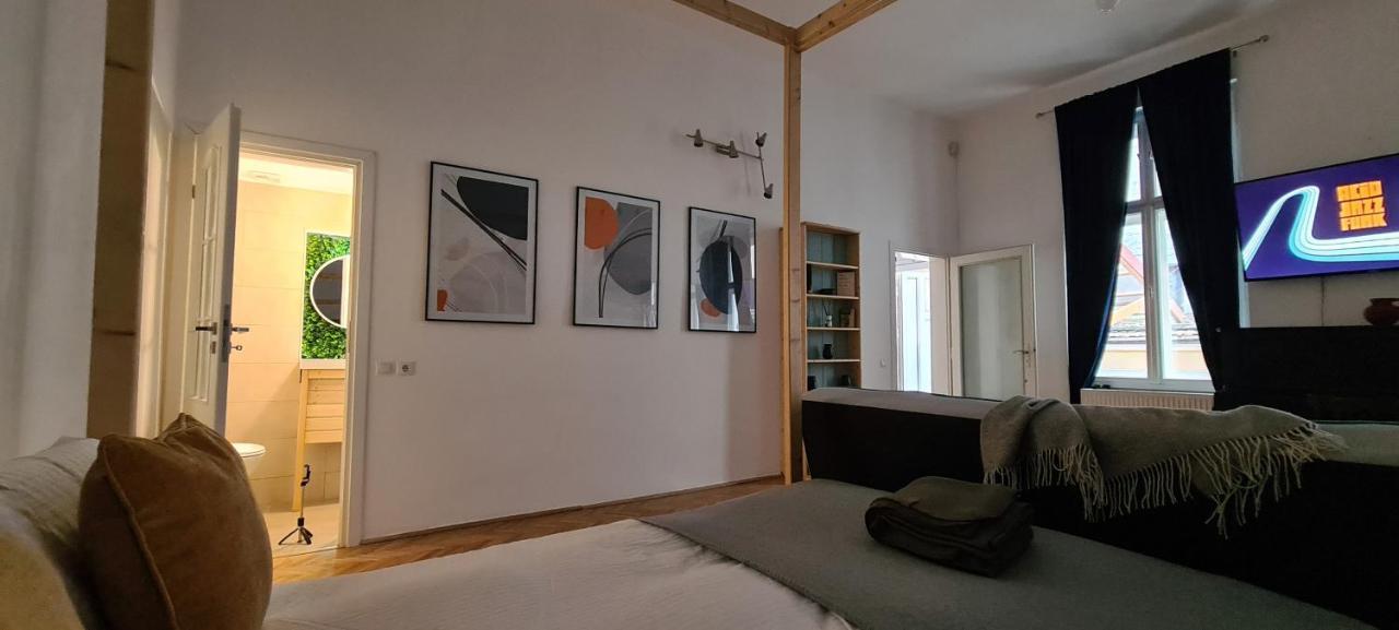 Zeiss House Apartment Брашов Екстериор снимка